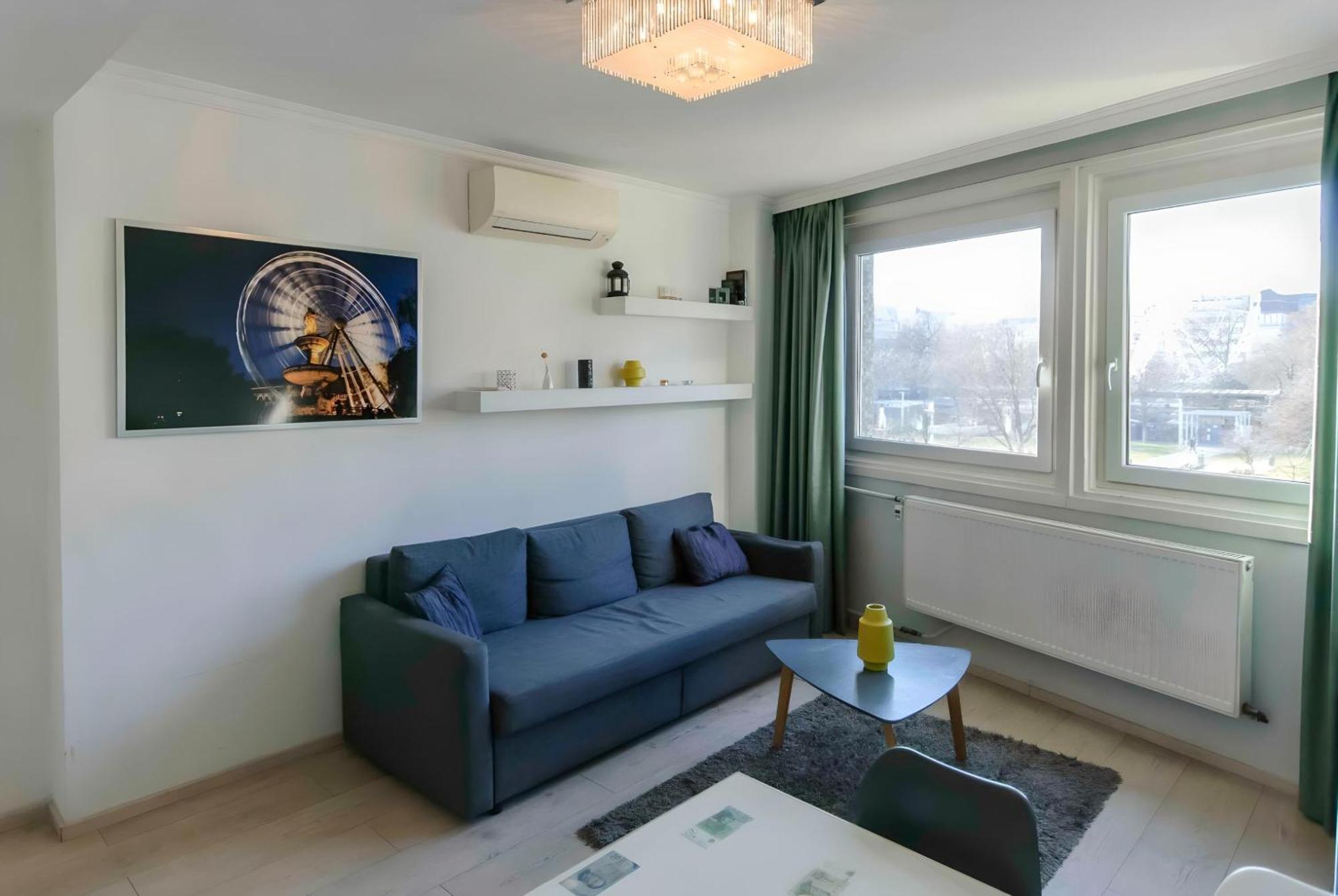 Big Wheel Panoramica Apartment Budapest Luaran gambar