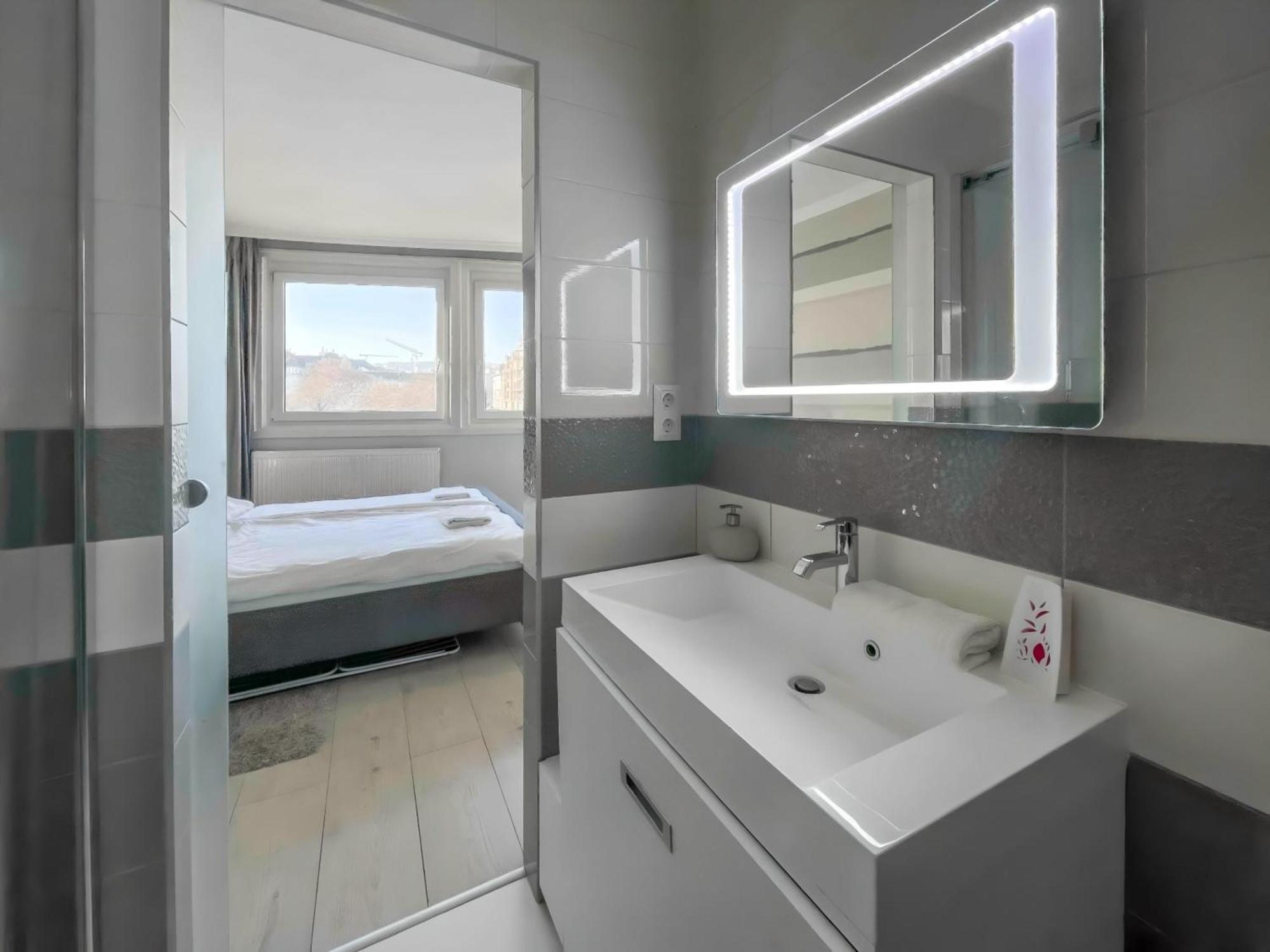 Big Wheel Panoramica Apartment Budapest Luaran gambar